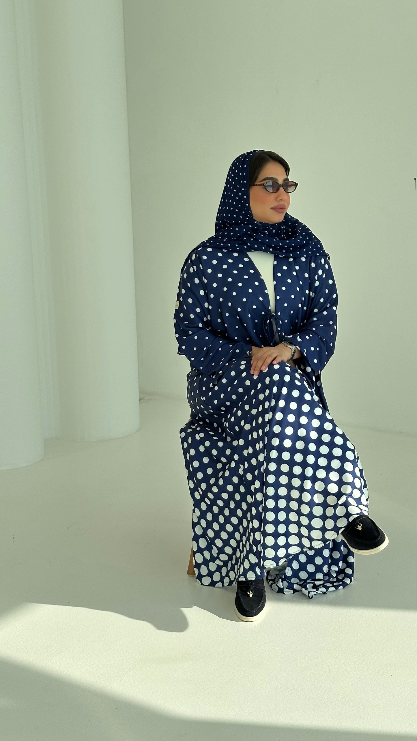 N102 - Polka Dots abaya