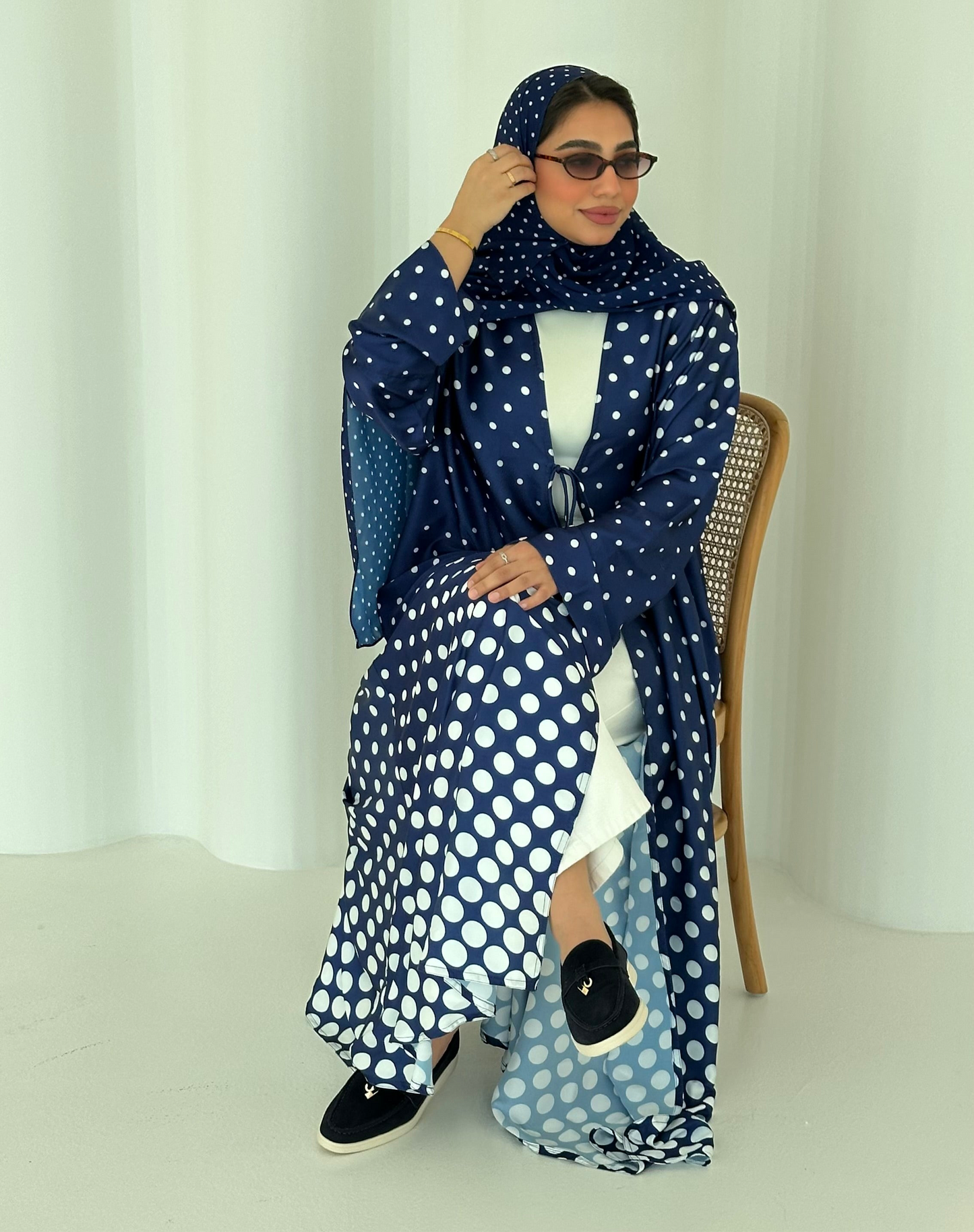N102 - Polka Dots abaya