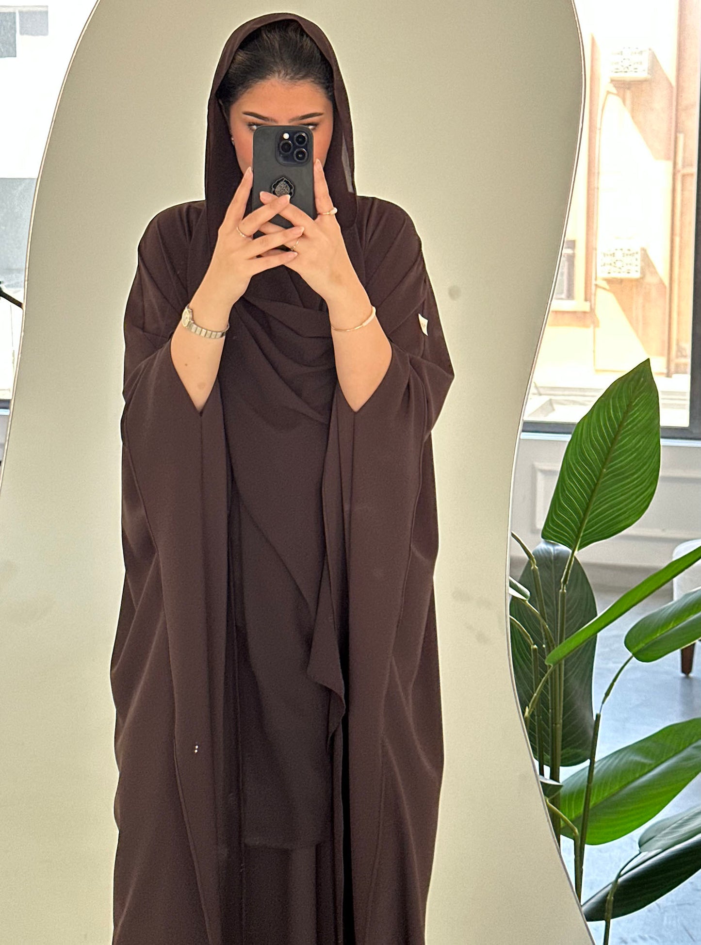 N057 - Brown butterfly abaya