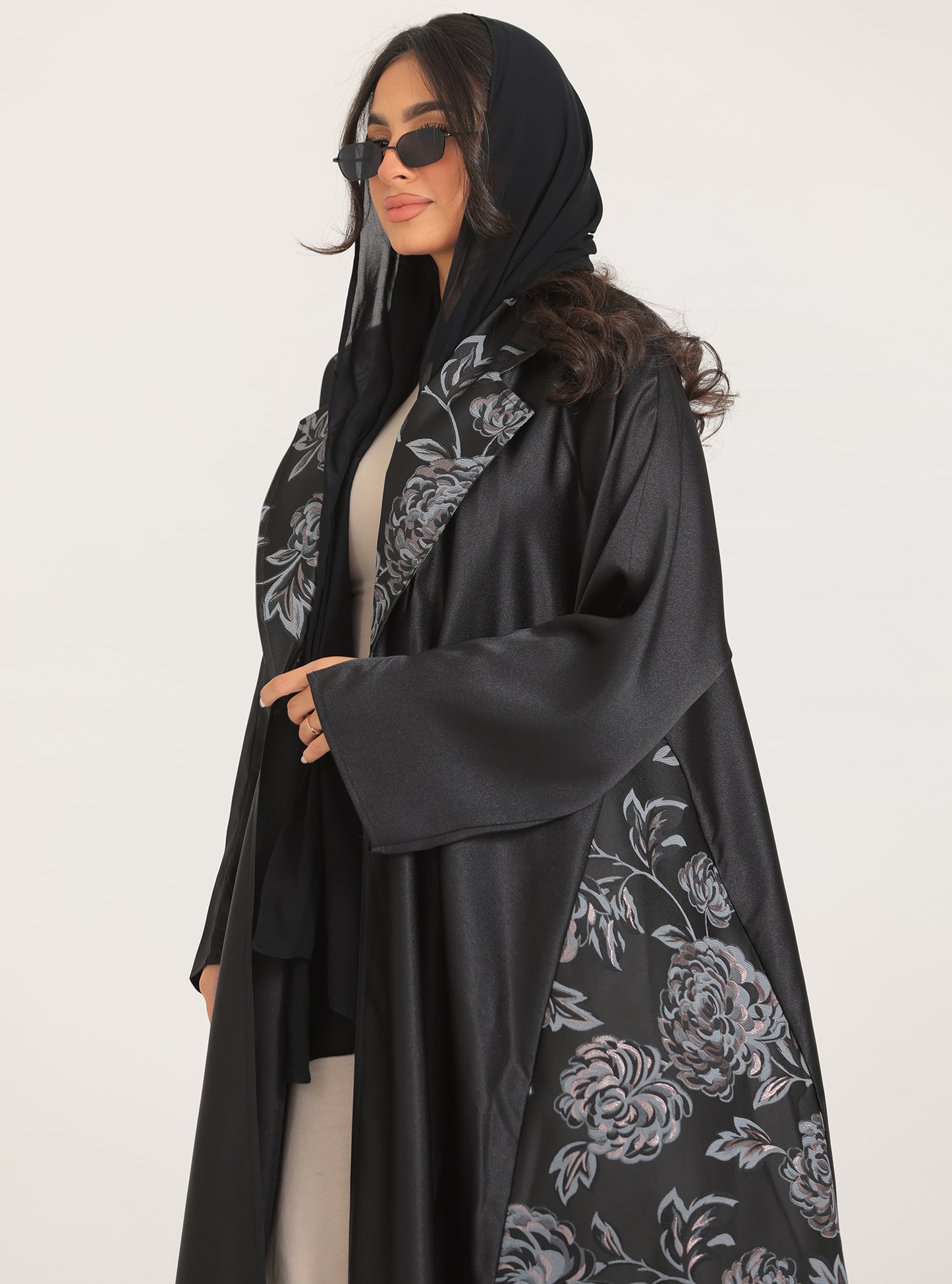N030 - Occasions floral jacquard abaya