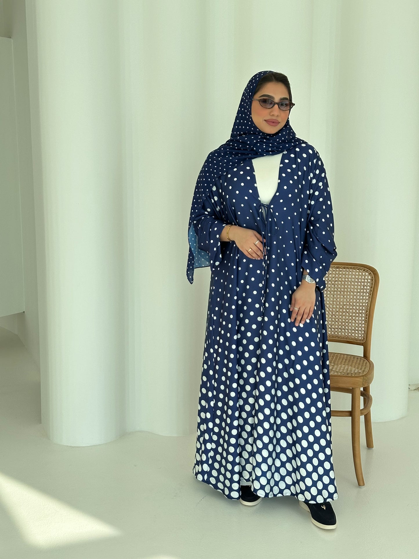 N102 - Polka Dots abaya