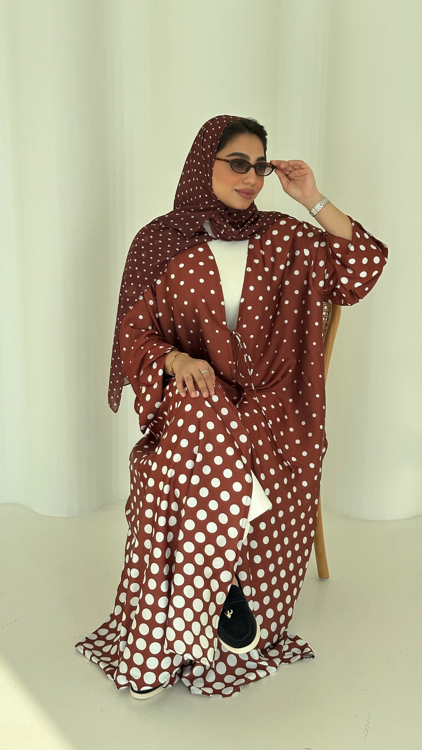N101 - Polka Dots abaya