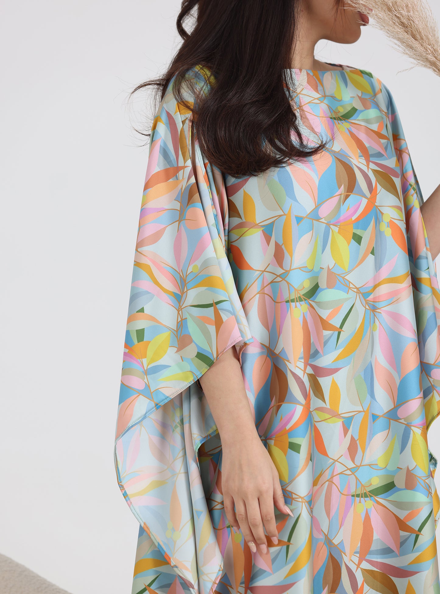 N016 - Daily floral kaftan
