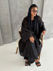 N100 - Black pleated linen abaya