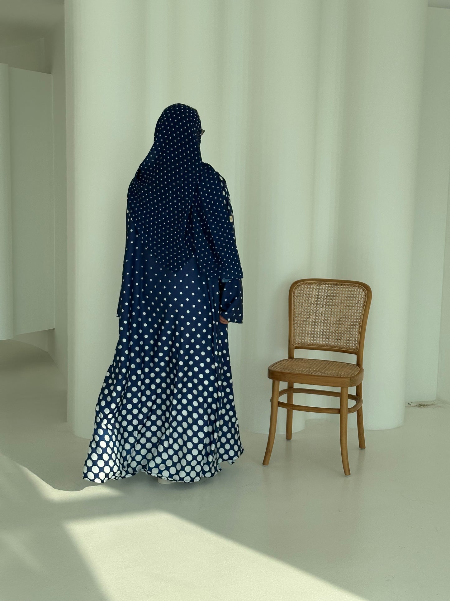 N102 - Polka Dots abaya