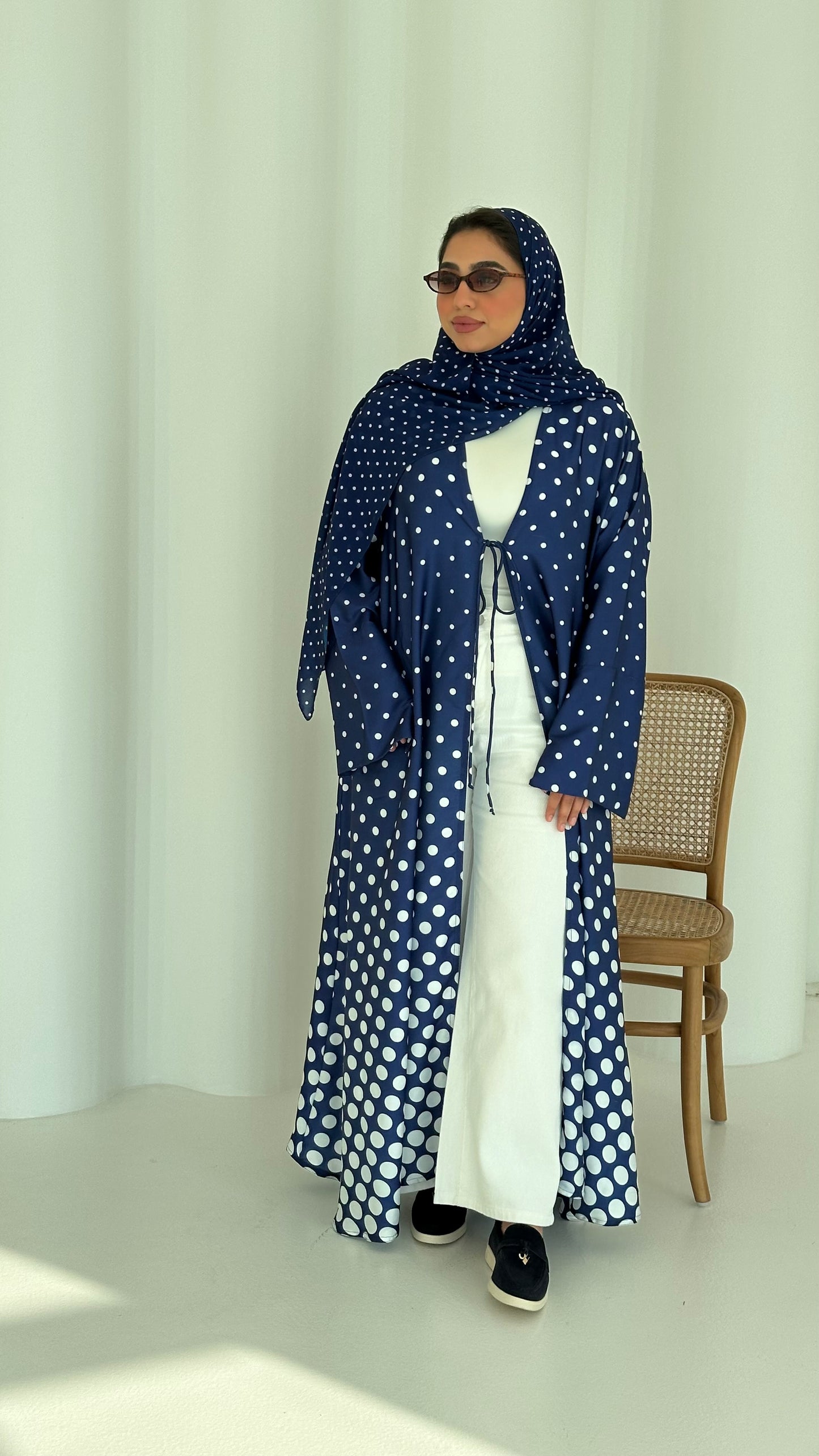 N102 - Polka Dots abaya
