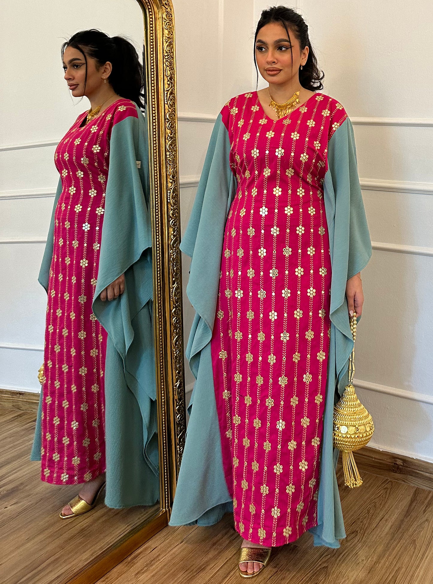 N037 - Tiffany and fuchsia linen kaftan with golden front embroidery