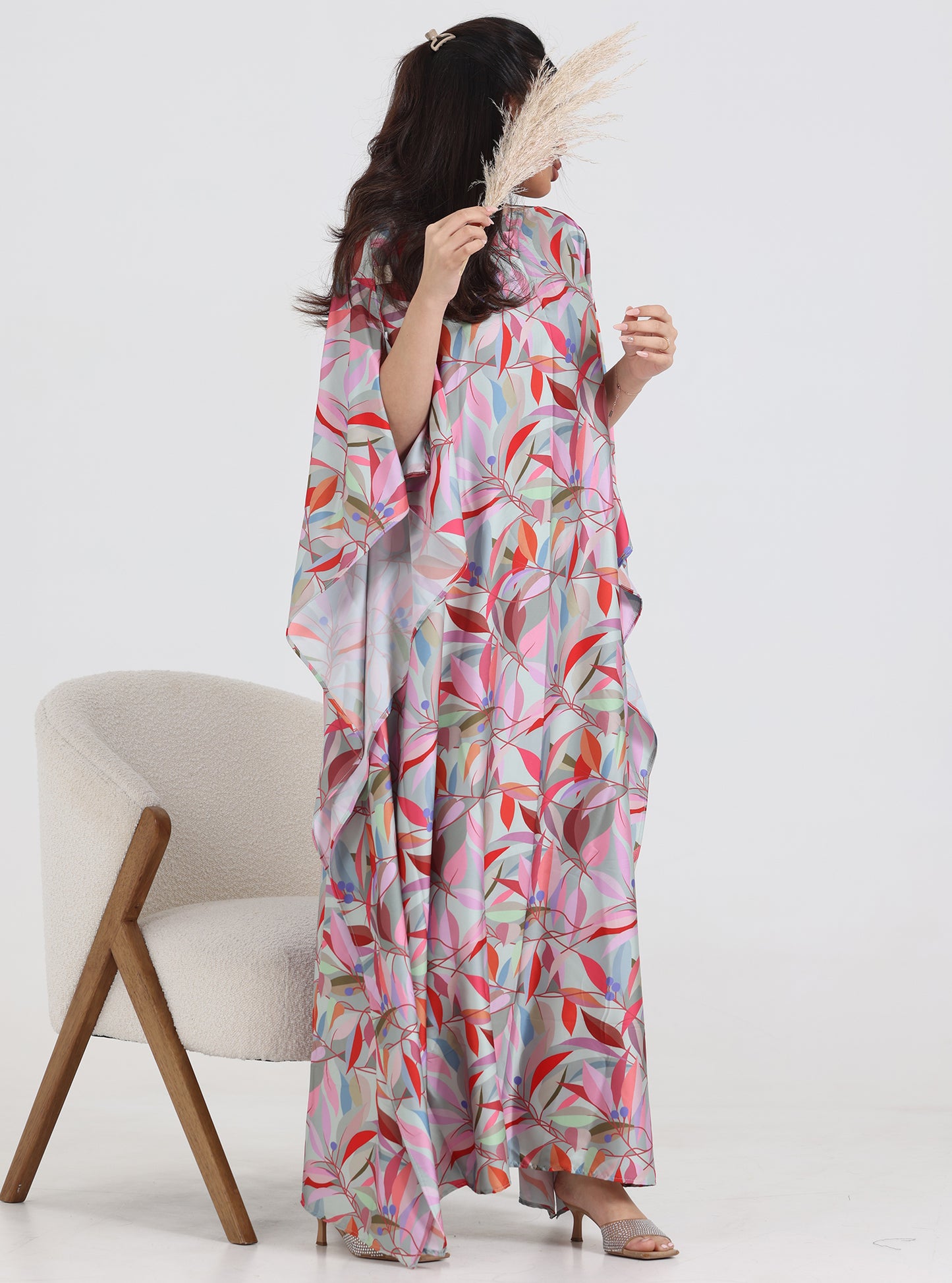 N017 - Daily floral kaftan