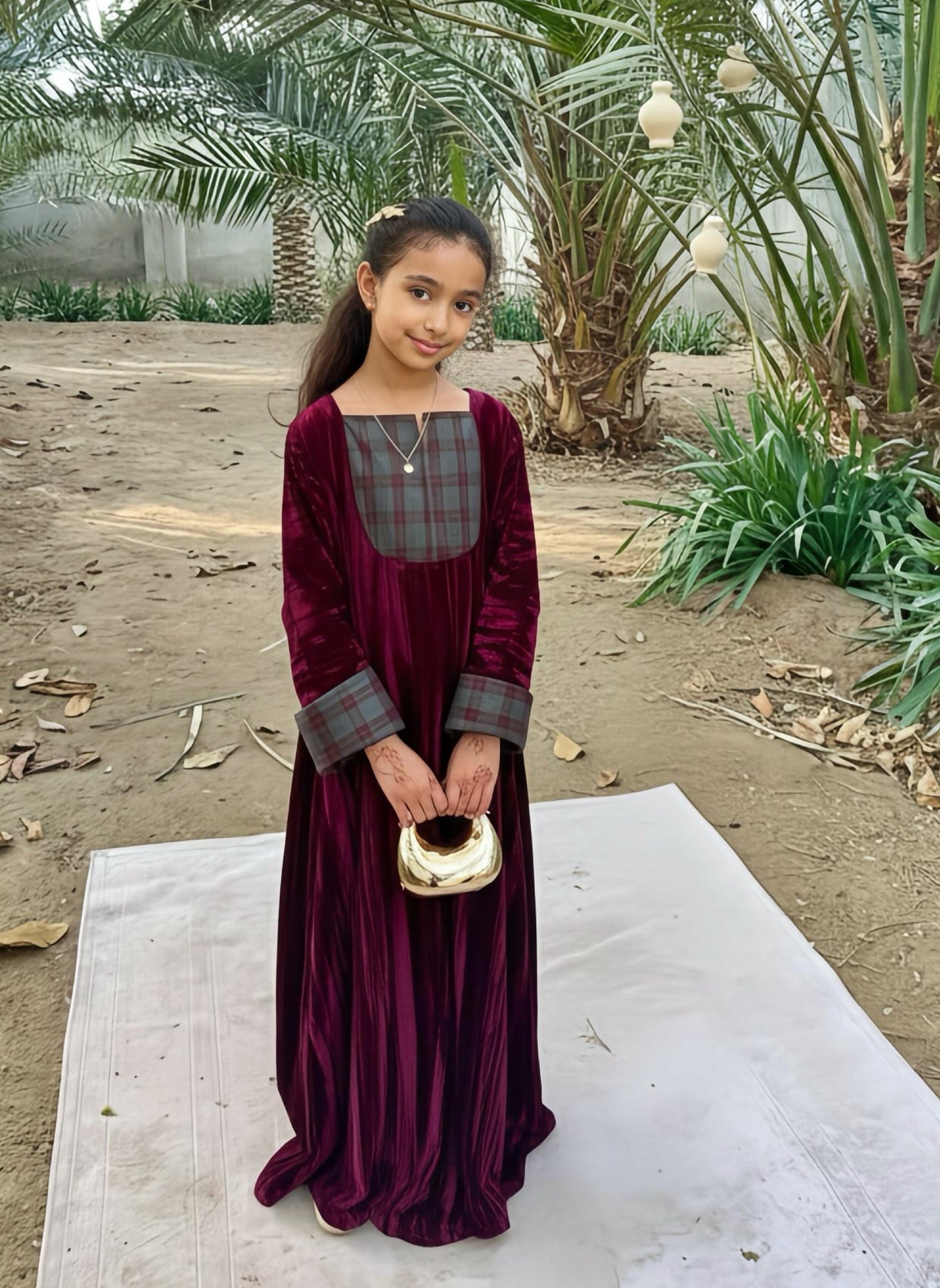 N156 - Velvet plaid kaftan