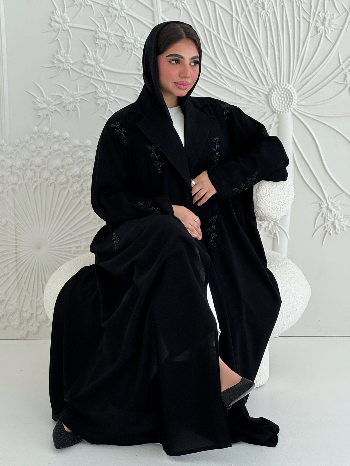 N112 - Black shak abaya