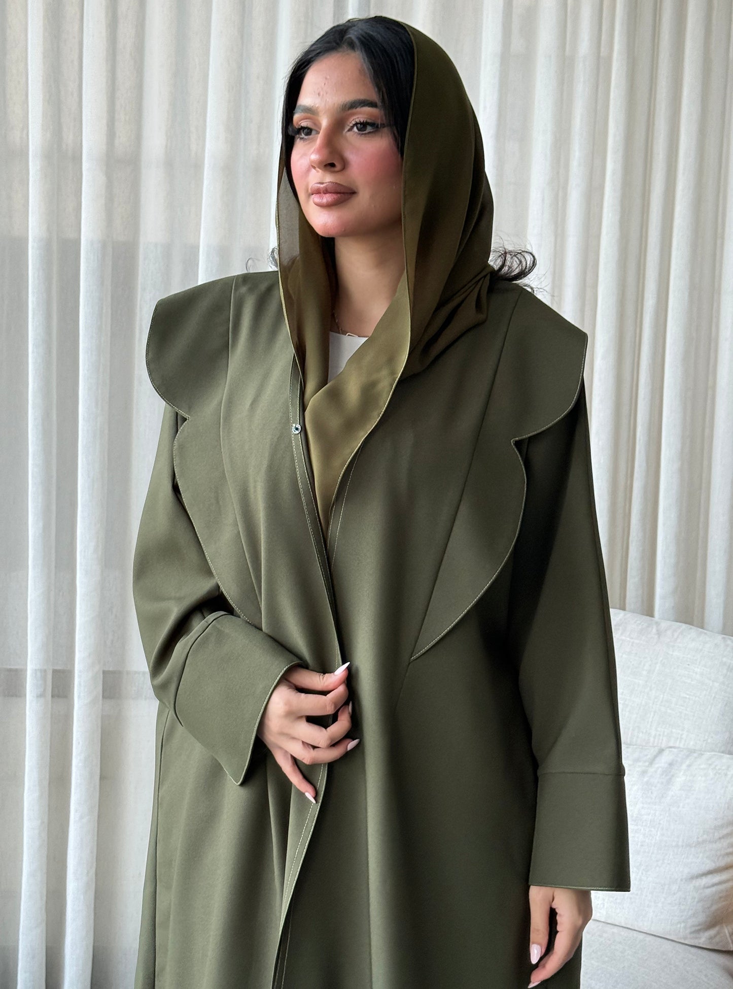 N061 - Formal jungle green abaya