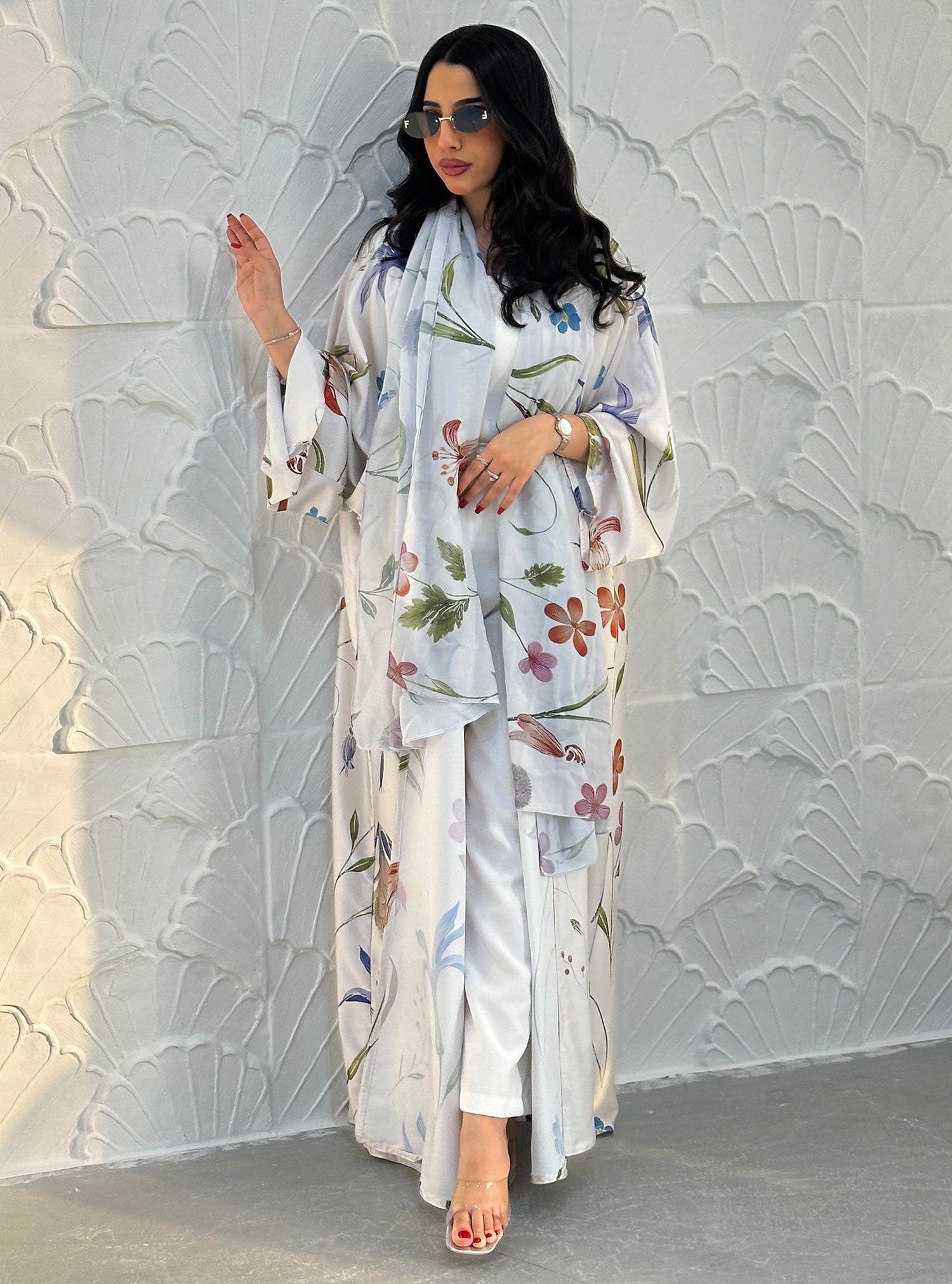 N097 - Floral A cut off white abaya