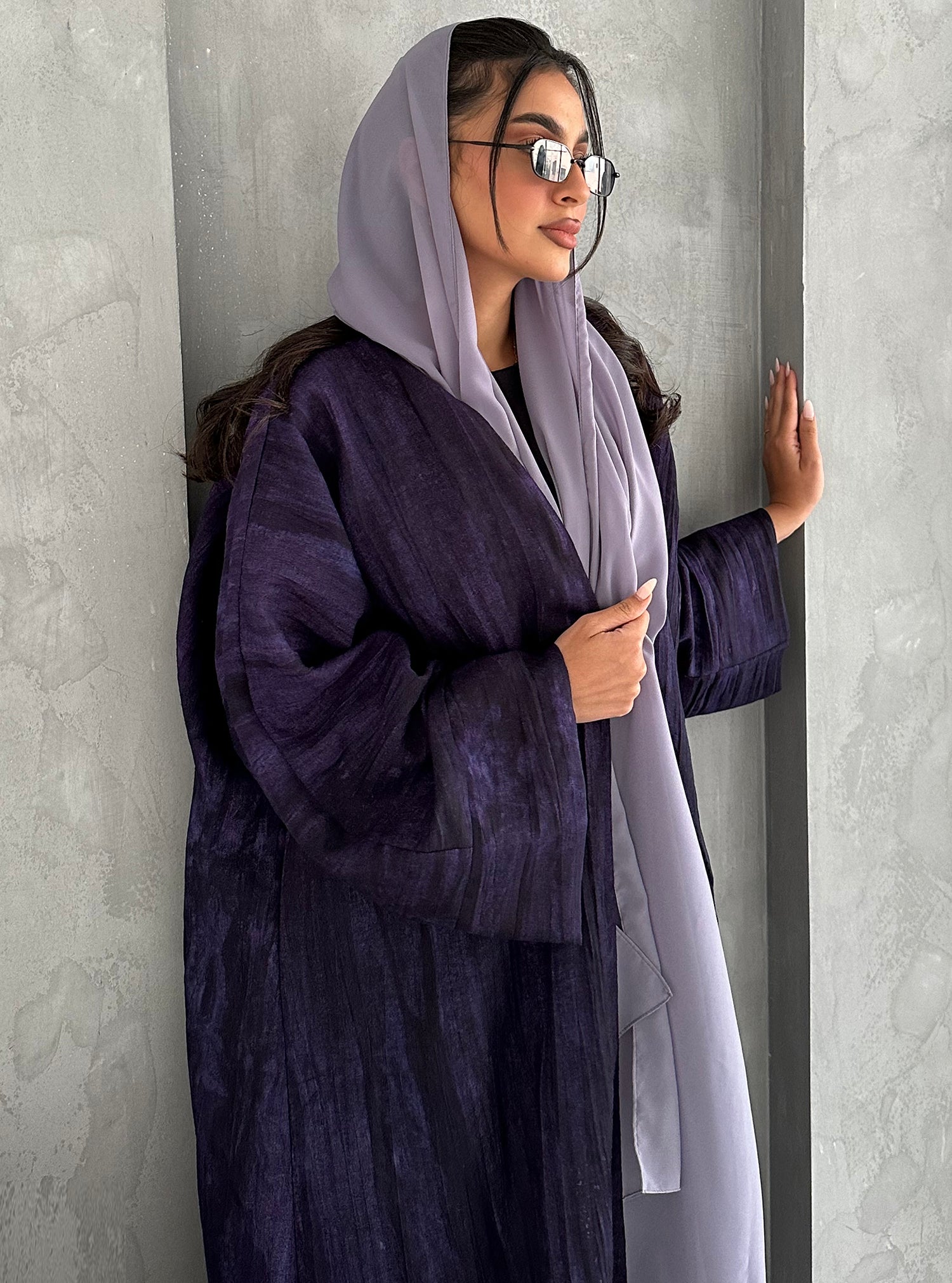 N024 - Purple pleated linen abaya