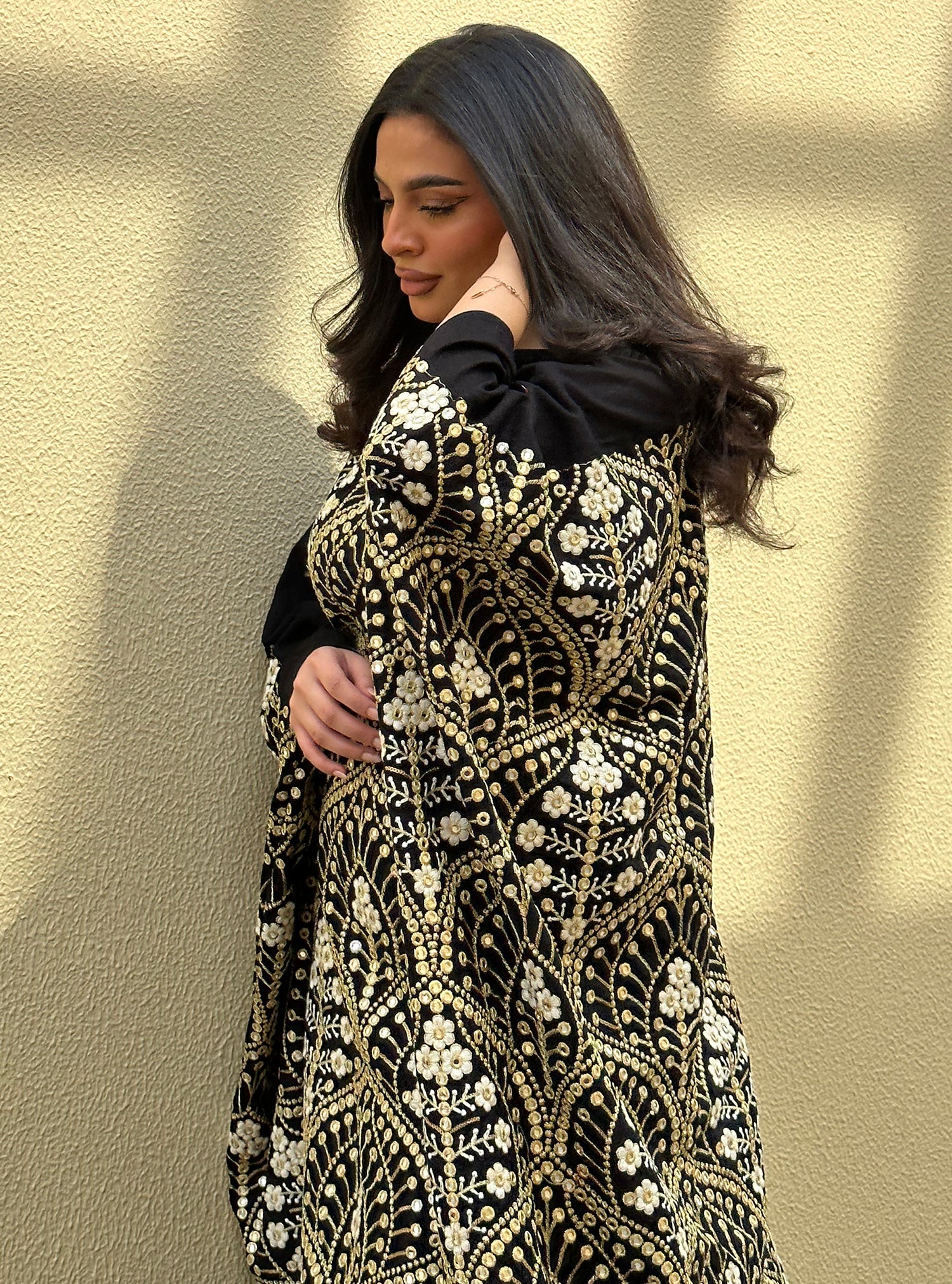 N039 - Black embroidery jalabiya
