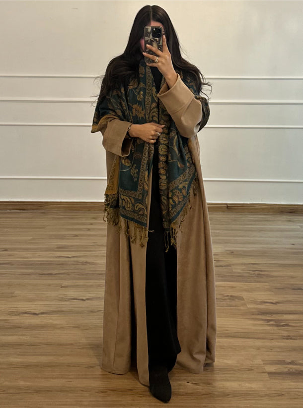 N128 - Chamois & Kashmiri