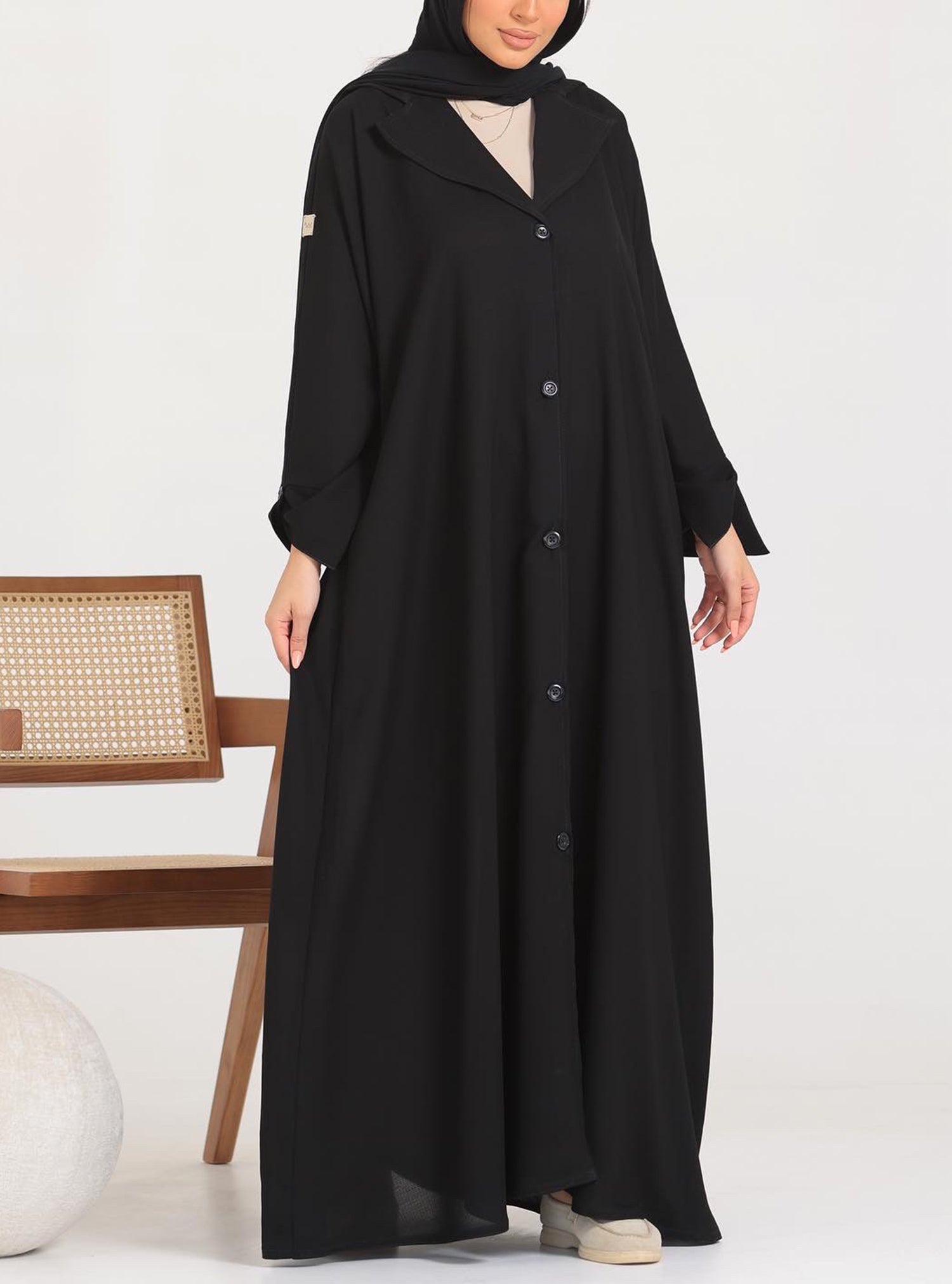 N010 - Black A-line jacket buttons abaya