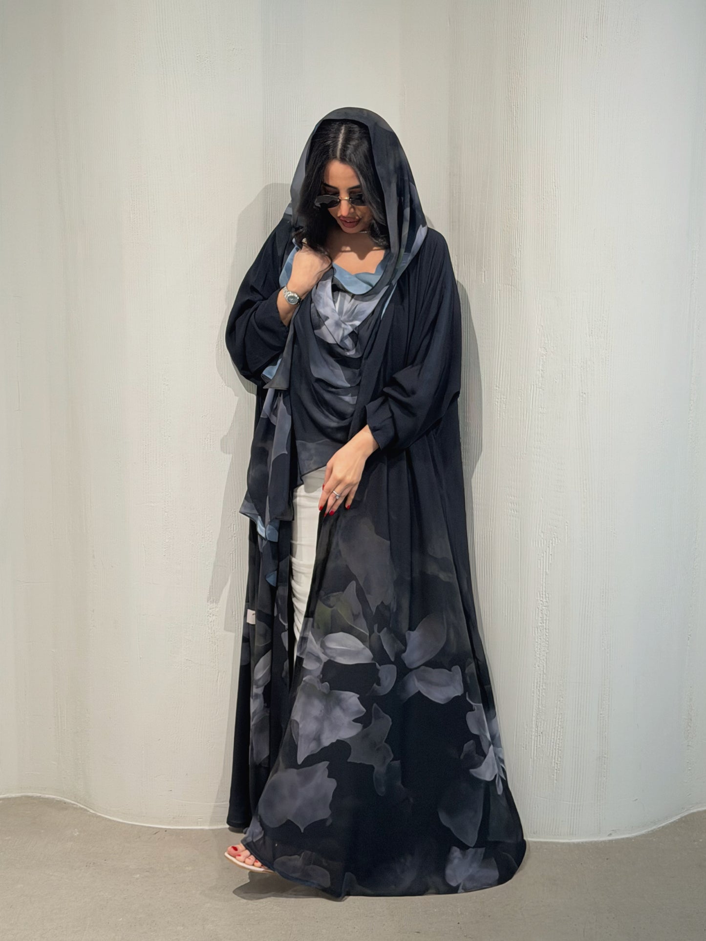 N173 - Chiffon army green A cut abaya with matching headscarf