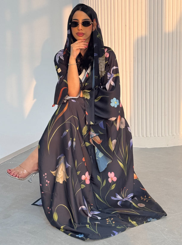 N093 - Floral A cut black abaya