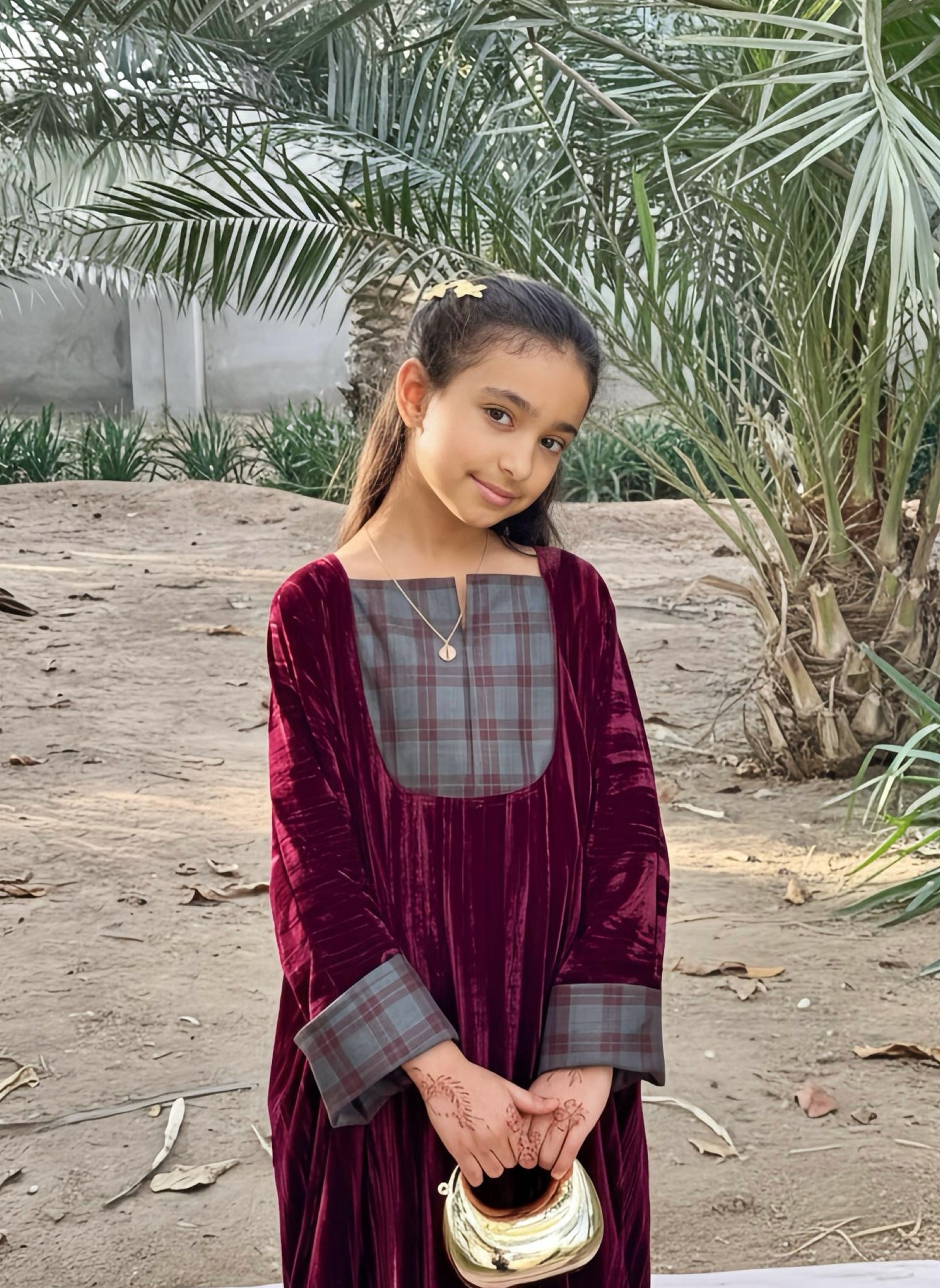 N156 - Velvet plaid kaftan