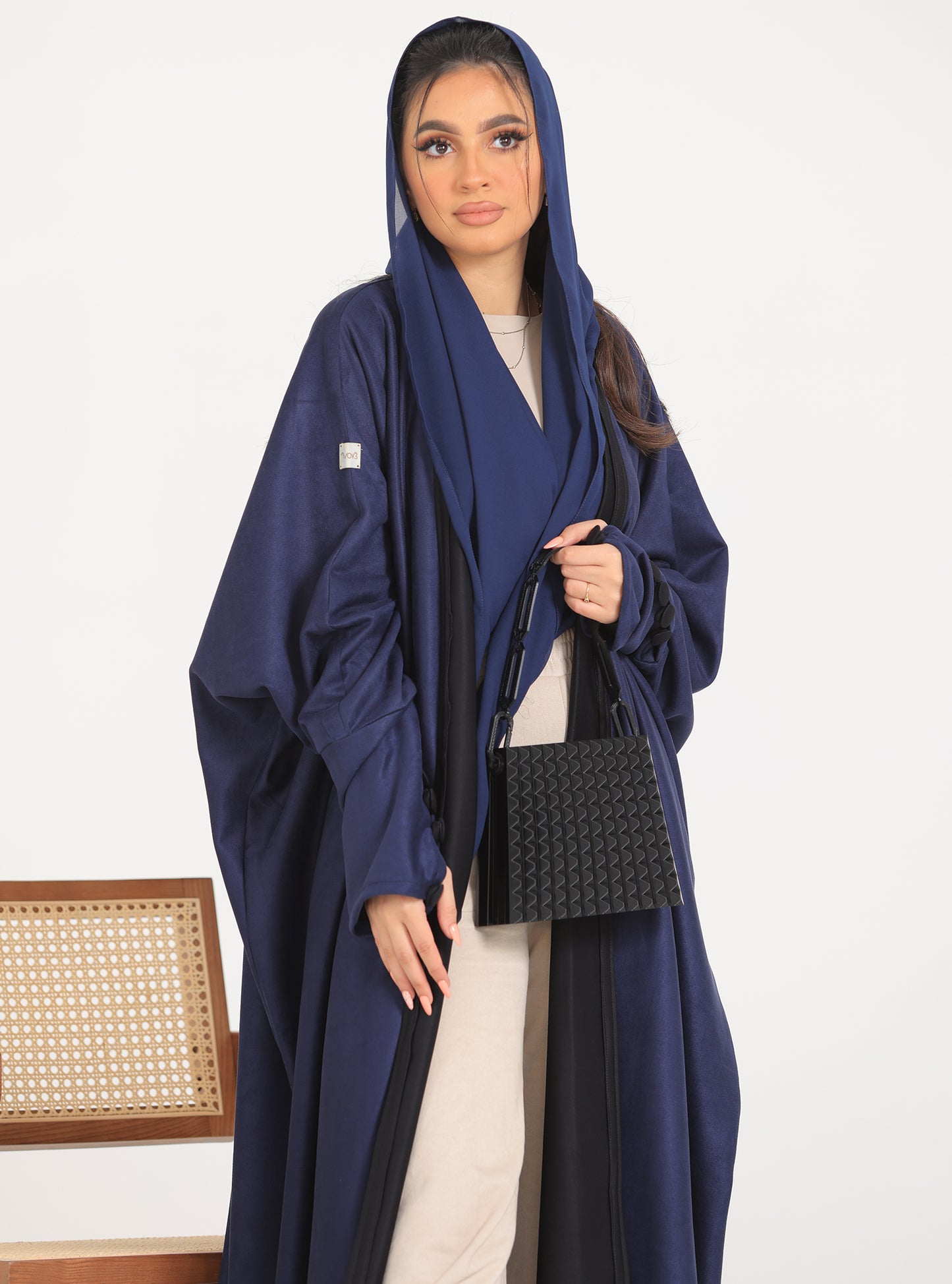 N009 - navy cuffed sleeves abaya