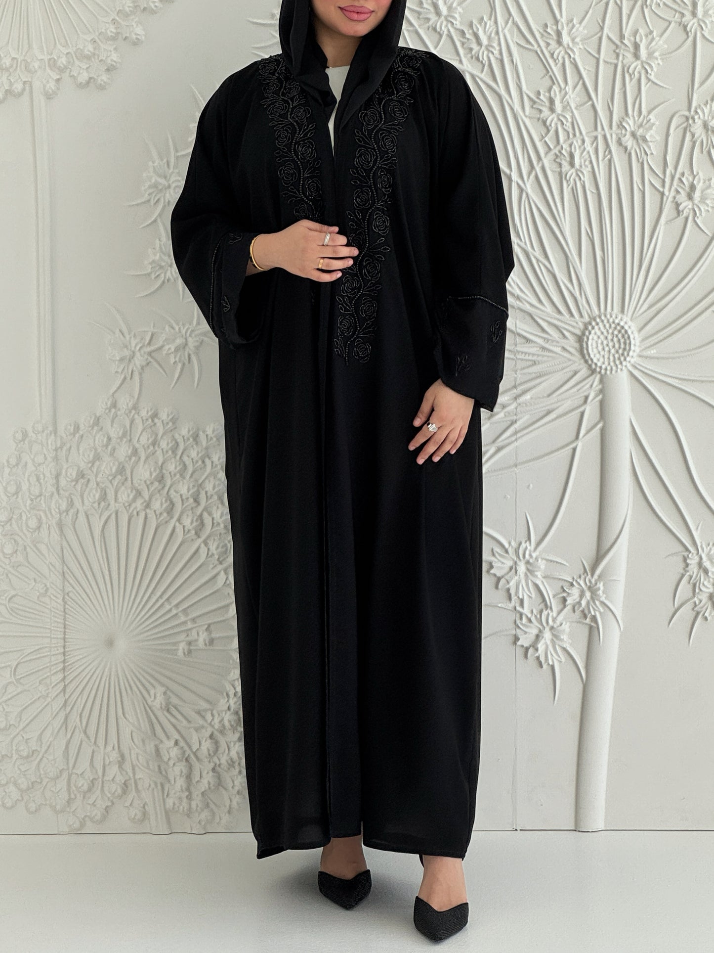 N111 - Black shak abaya
