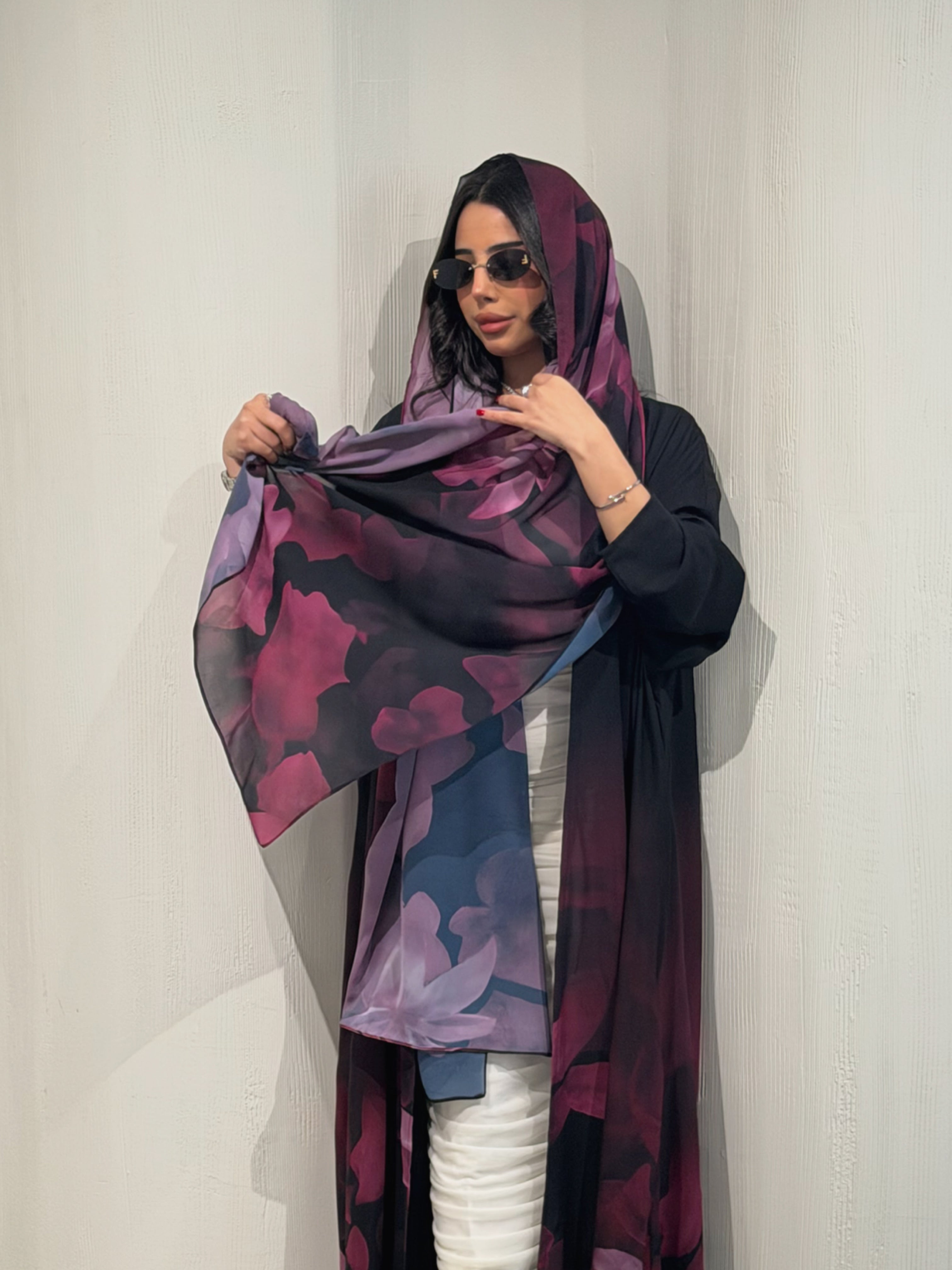 N172 - Chiffon fuchsia A cut abaya with matching headscarf