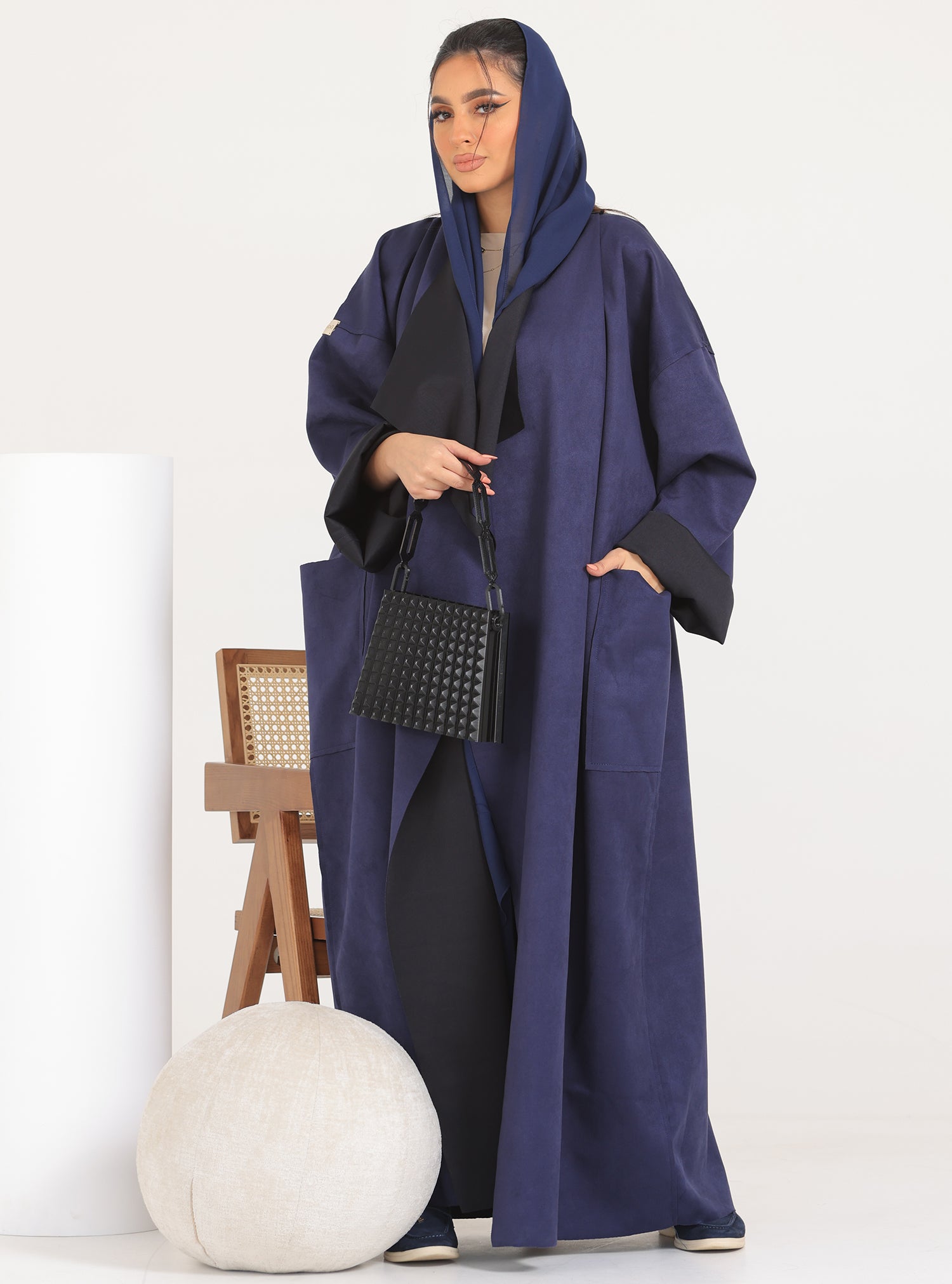 N003 - Chamois two-toned Navy trench coat Abaya