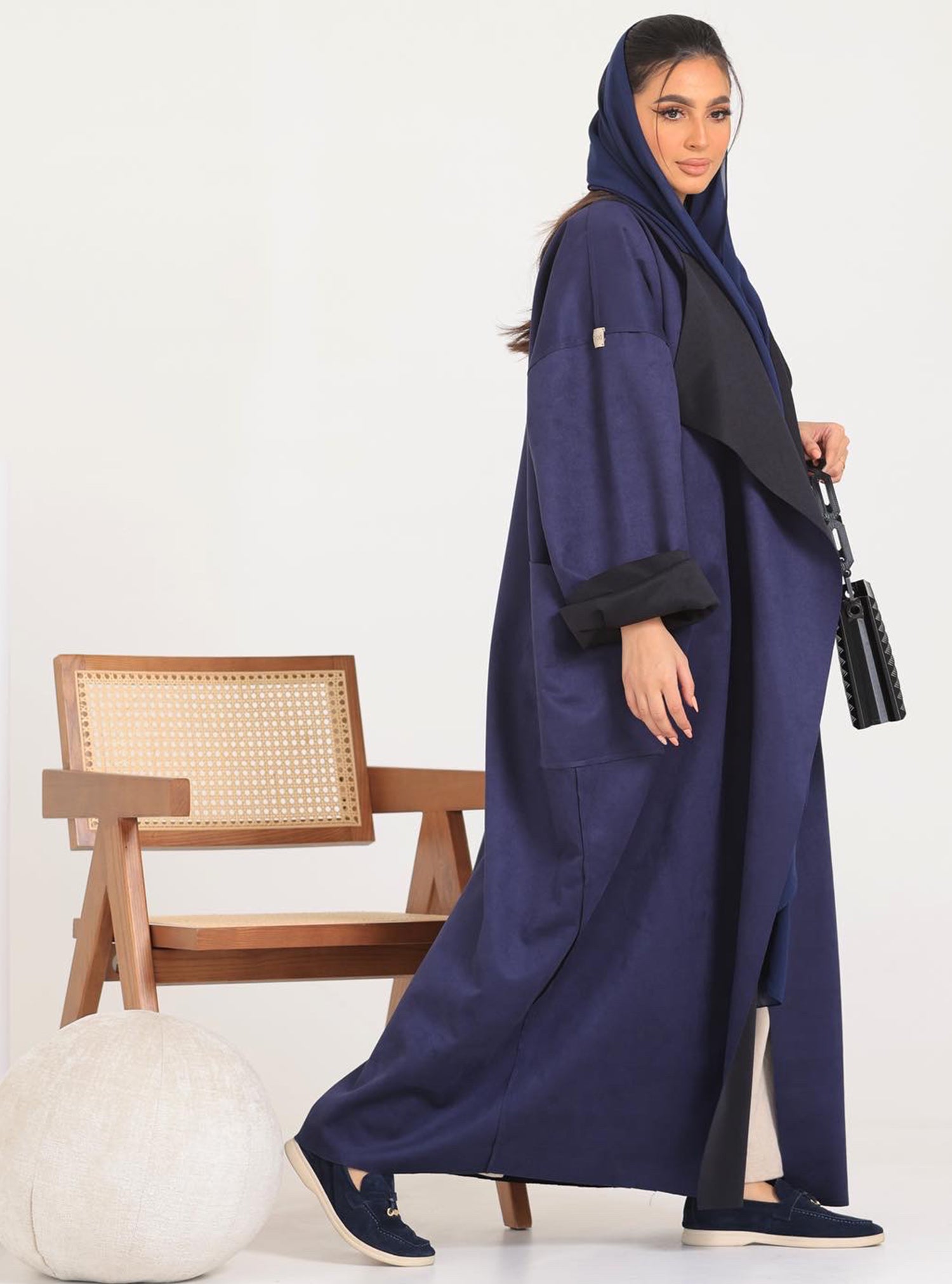 N003 - Chamois two-toned Navy trench coat Abaya