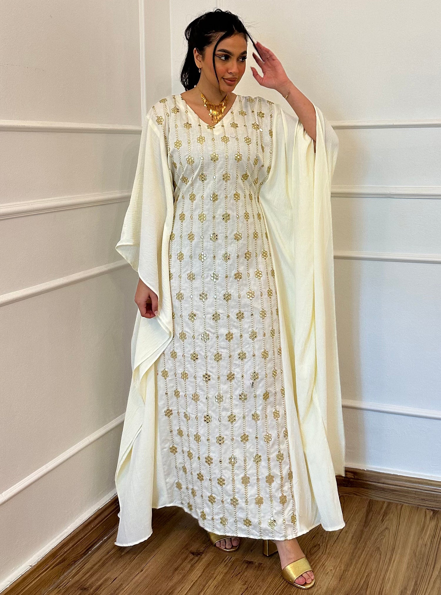 N035 - Off white linen kaftan