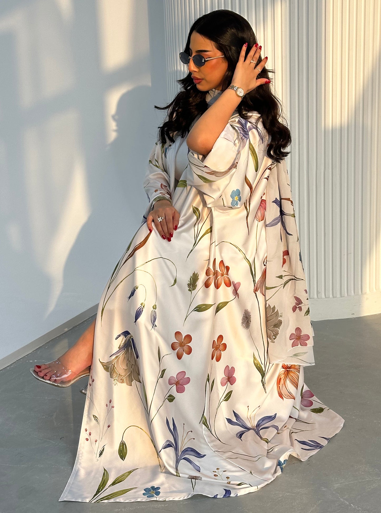 N097 - Floral A cut off white abaya