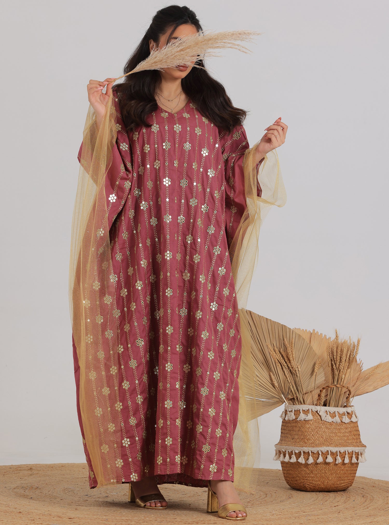 N012 - Pink embroidered jalabiya