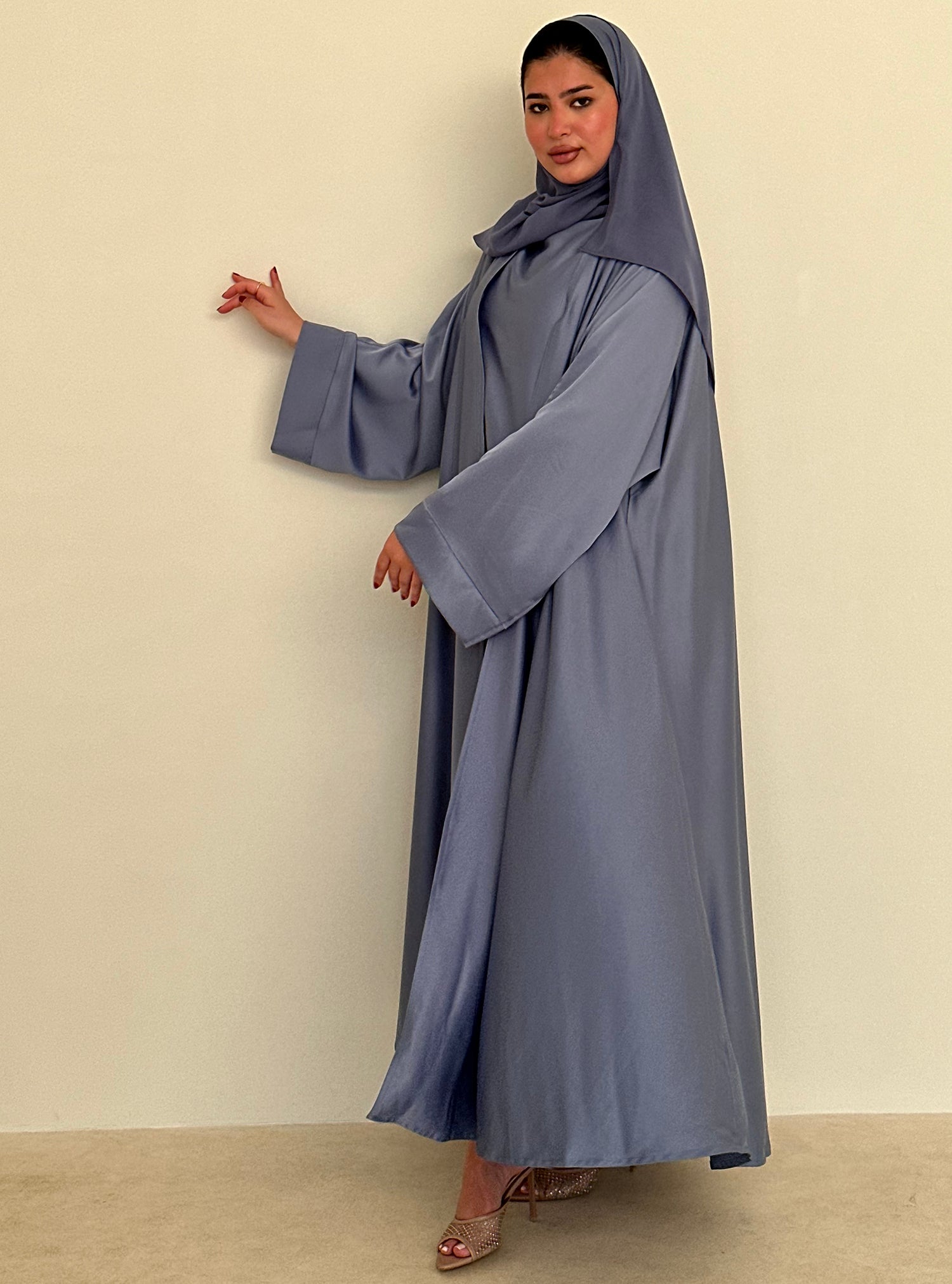 N082 - Blue abaya 3 piece set