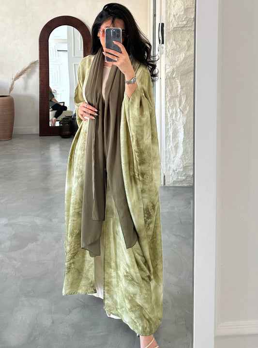 N044 - Green tie die abaya