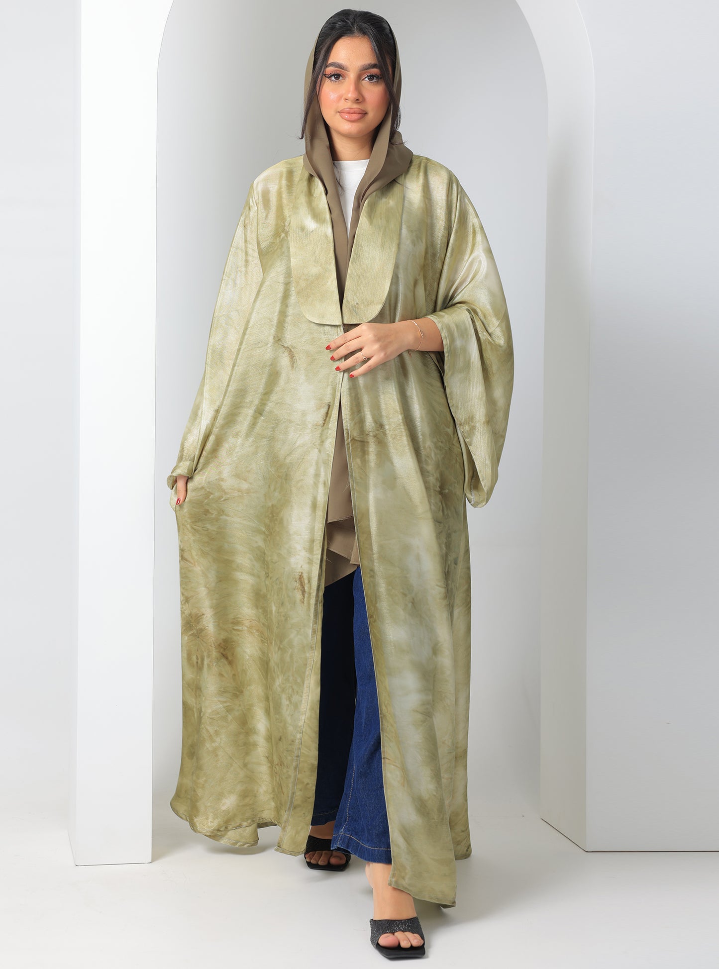 N032 - Tie die A cut abaya