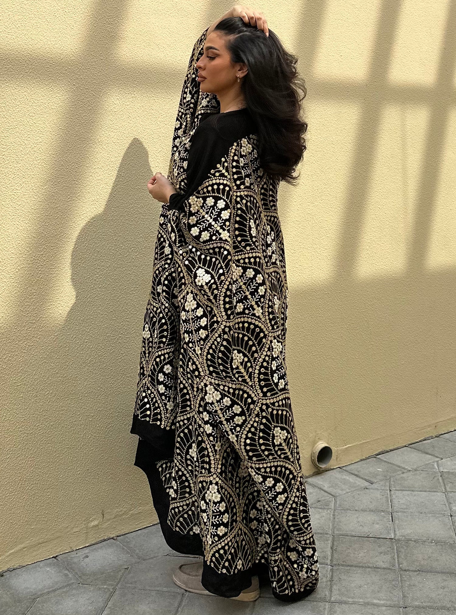 N039 - Black embroidery jalabiya