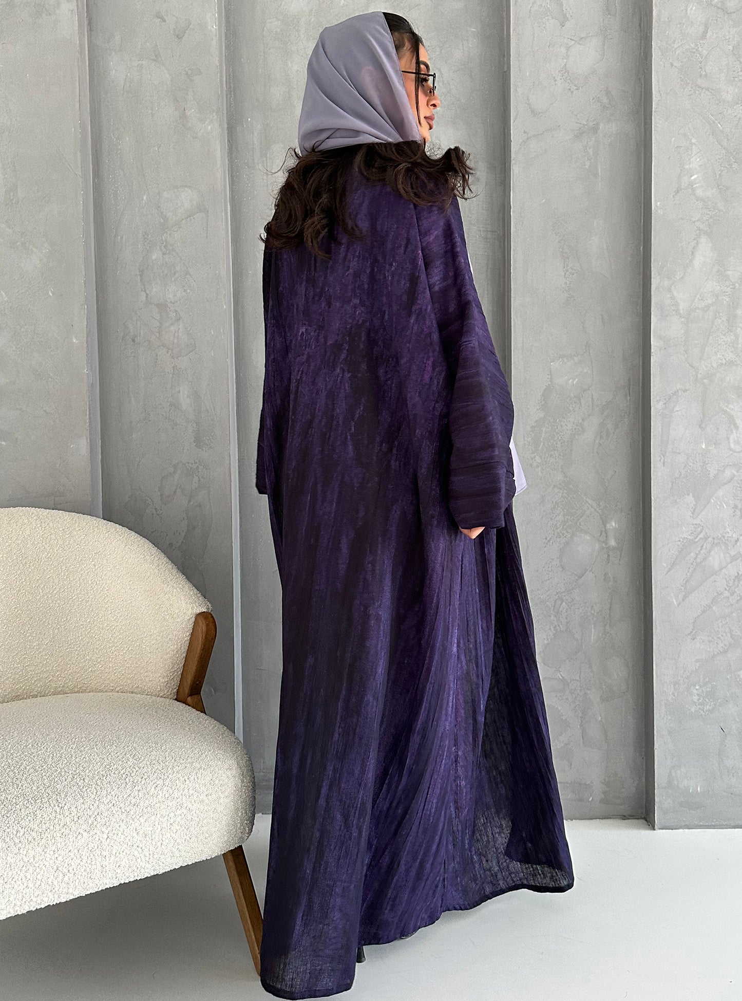 N024 - Purple pleated linen abaya