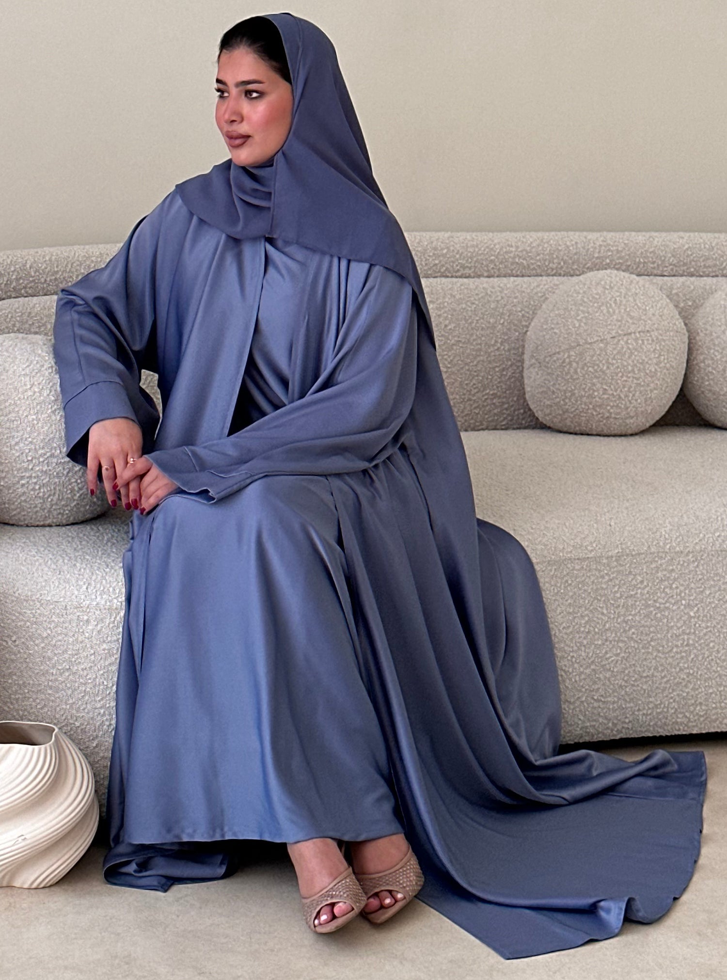 N082 - Blue abaya 3 piece set