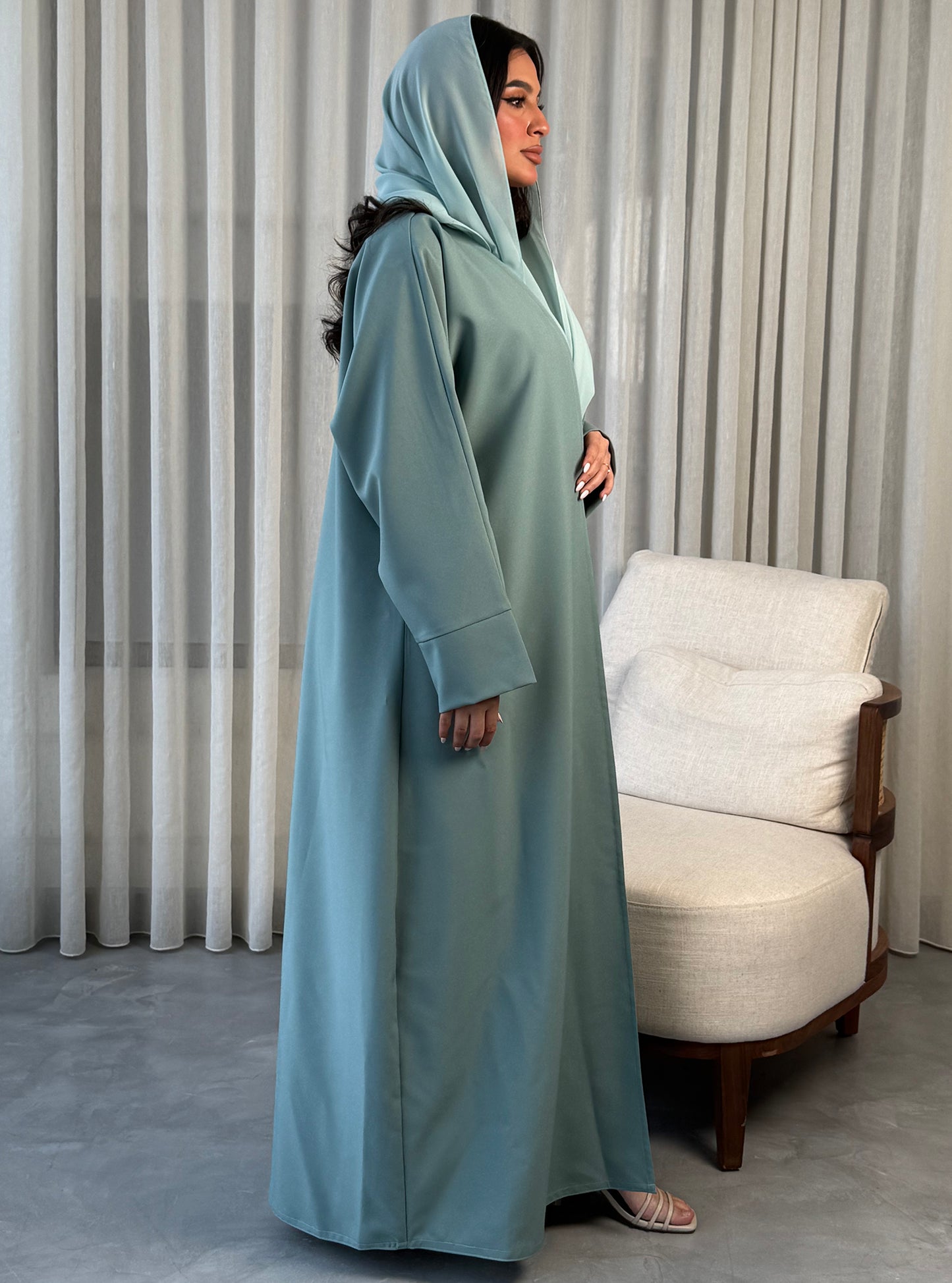 N062 - Tiffany basic abaya