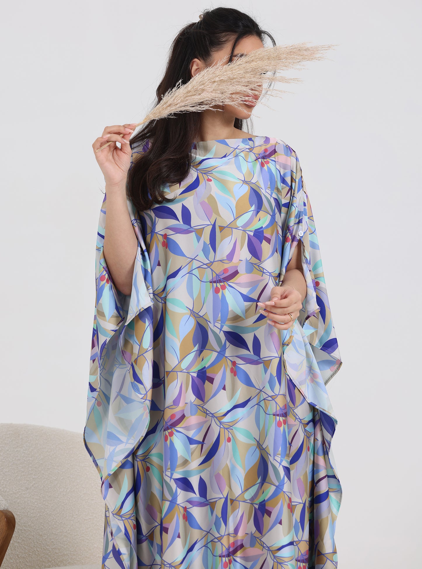 N015 - Daily floral kaftan