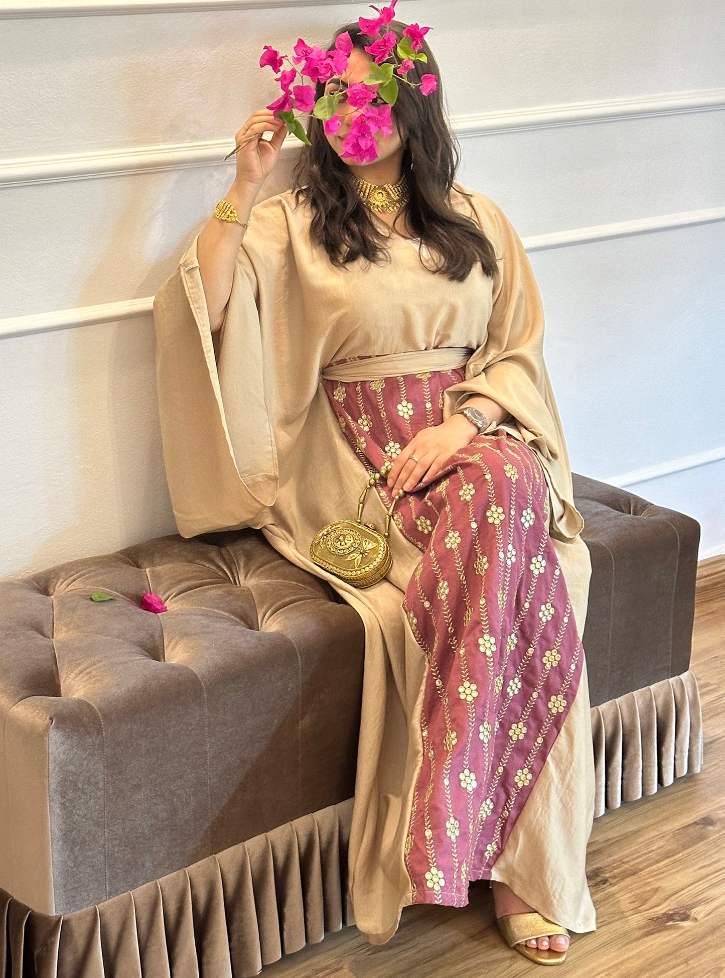 N034 -  Belted jalabiya