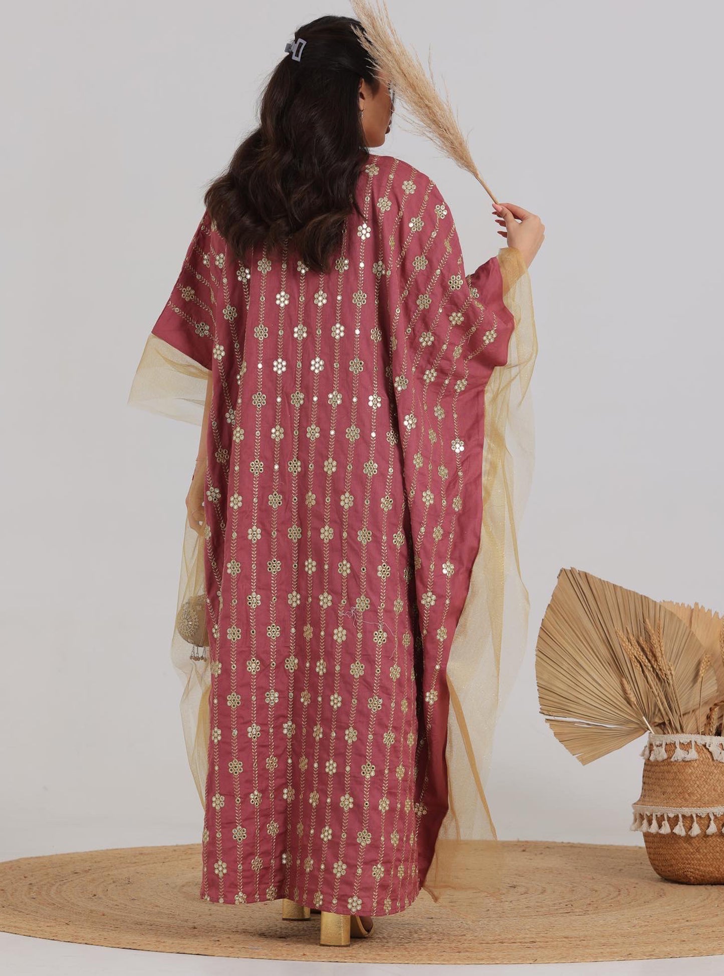 N012 - Pink embroidered jalabiya
