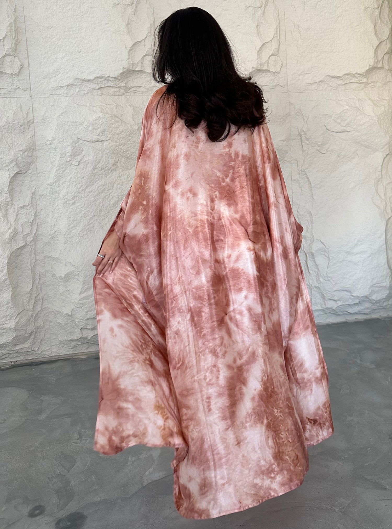 N045 -Peach tie die abaya