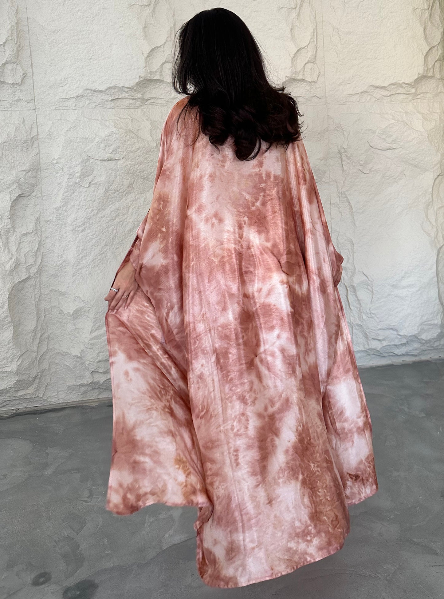 N045 -Peach tie die abaya