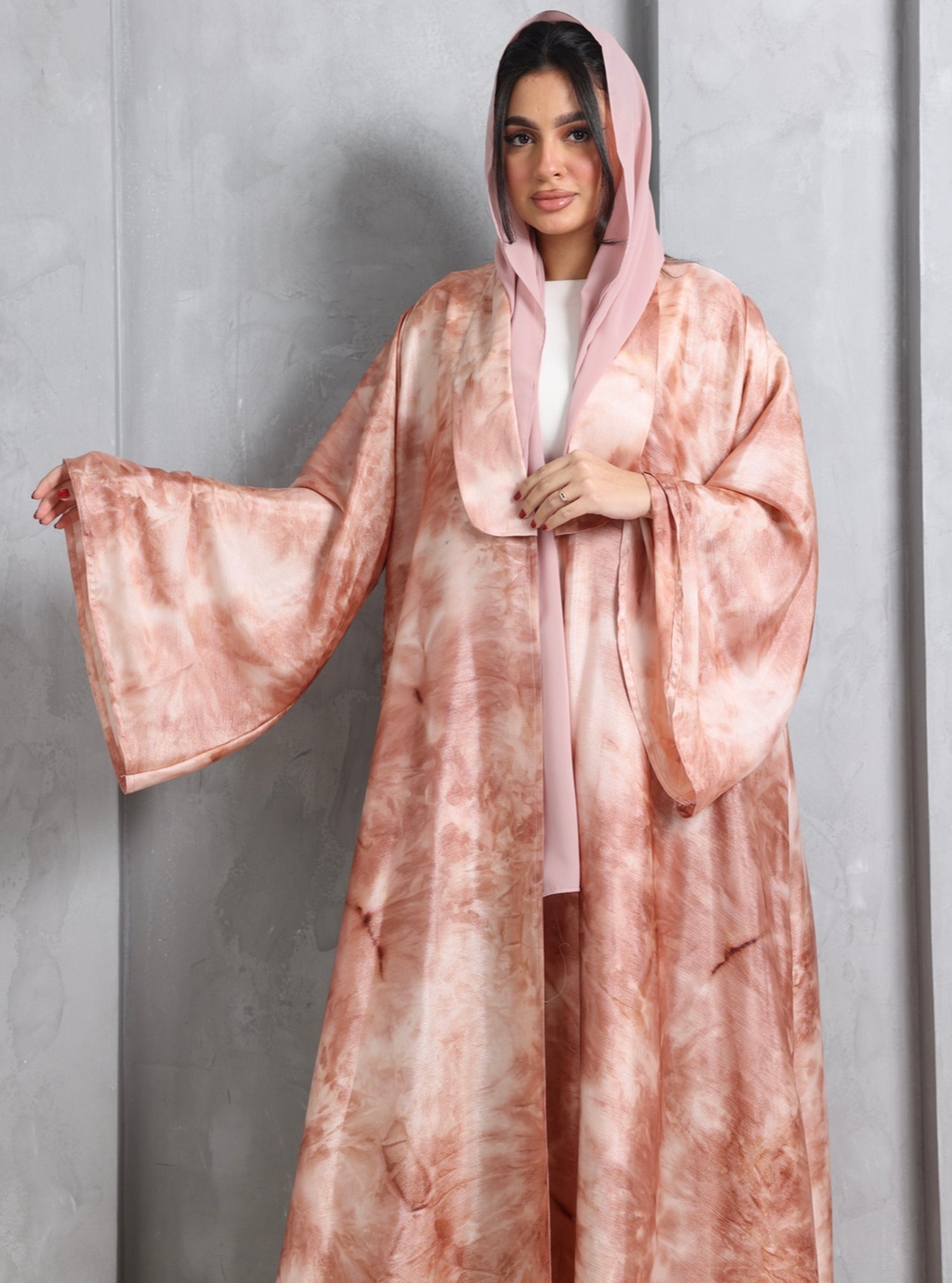 N033 - Tie die silk A cut abaya