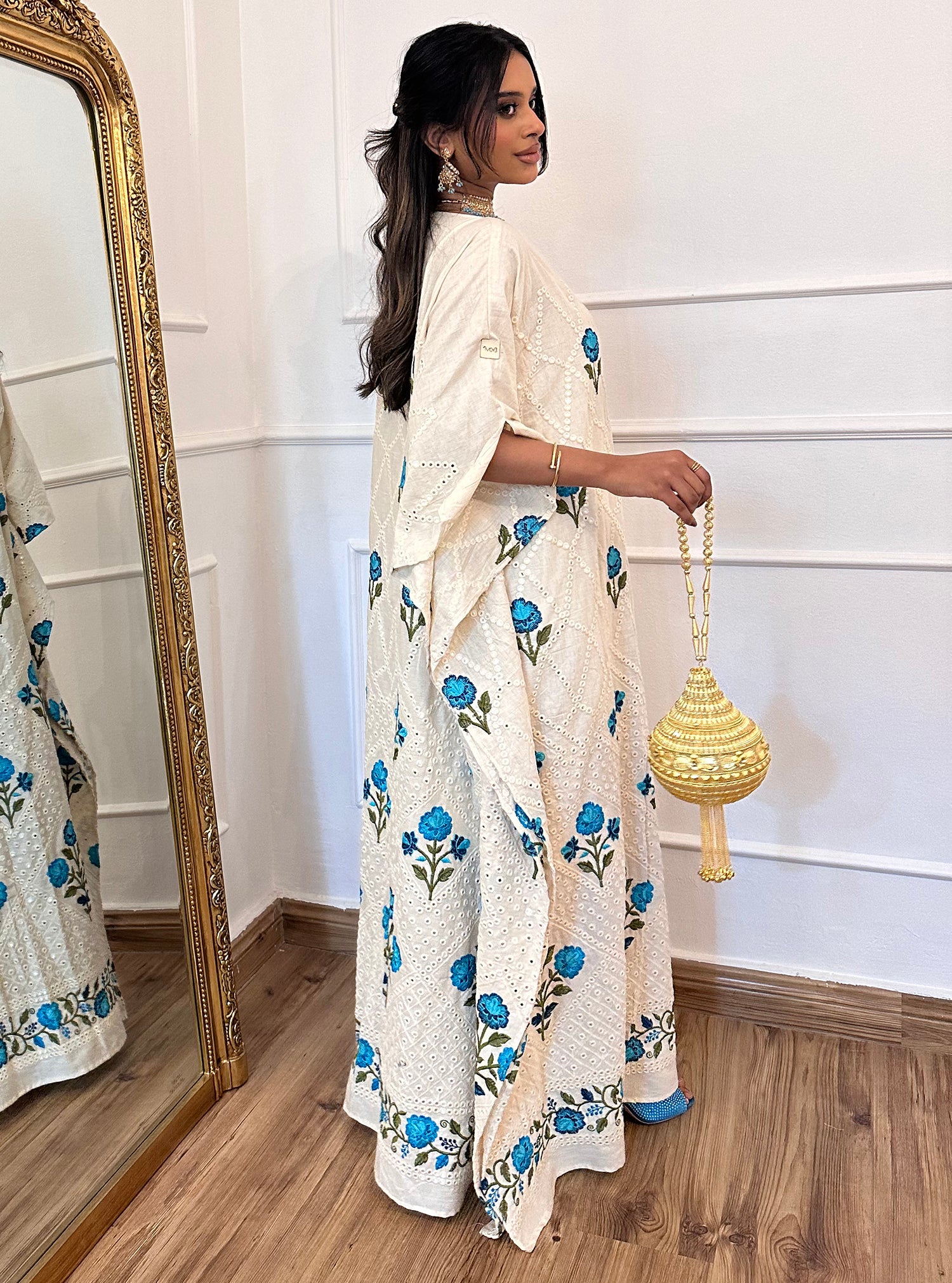 N073 - Floral jalabiya