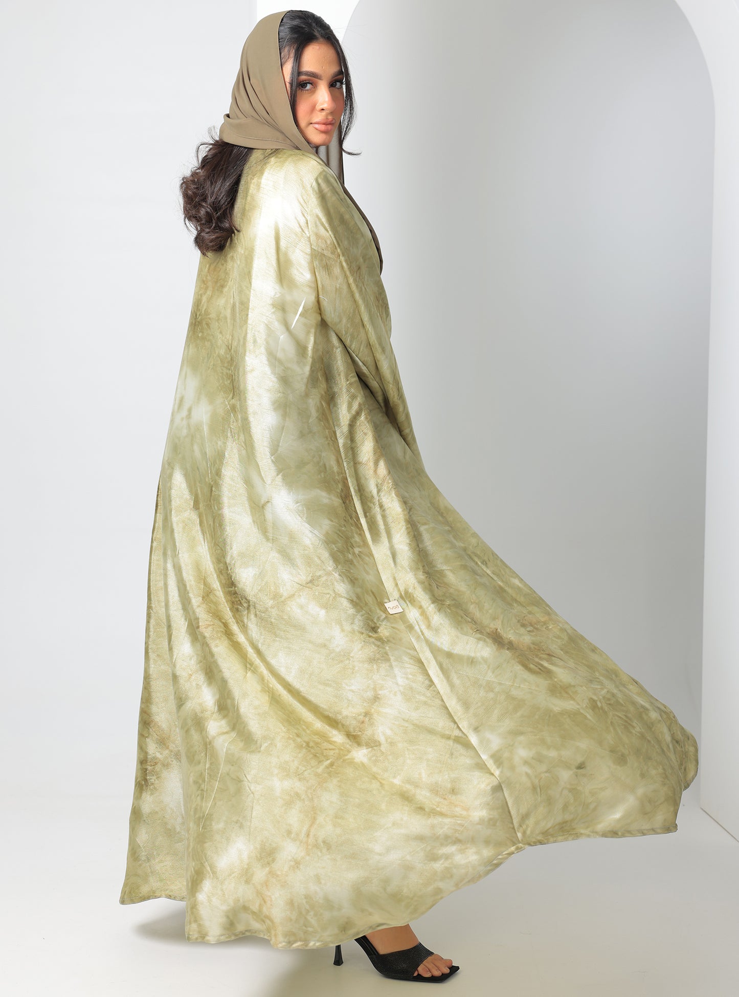 N032 - Tie die A cut abaya