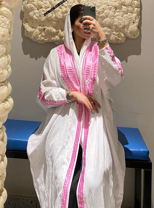 N002 - Off White Linen Bisht Abaya
