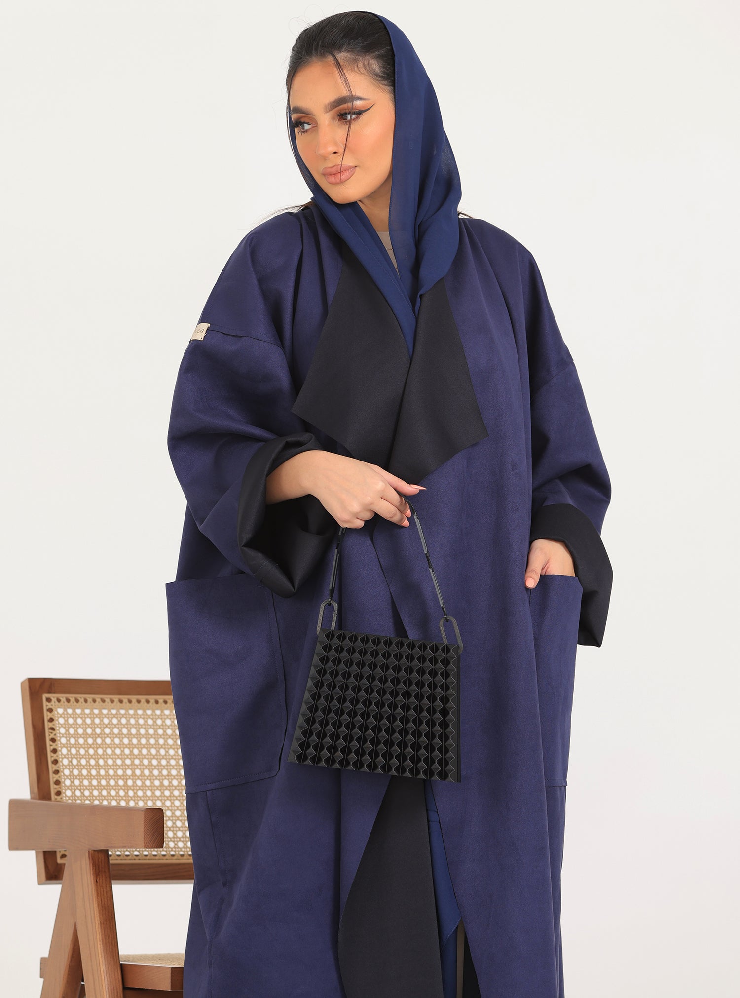 N003 - Chamois two-toned Navy trench coat Abaya