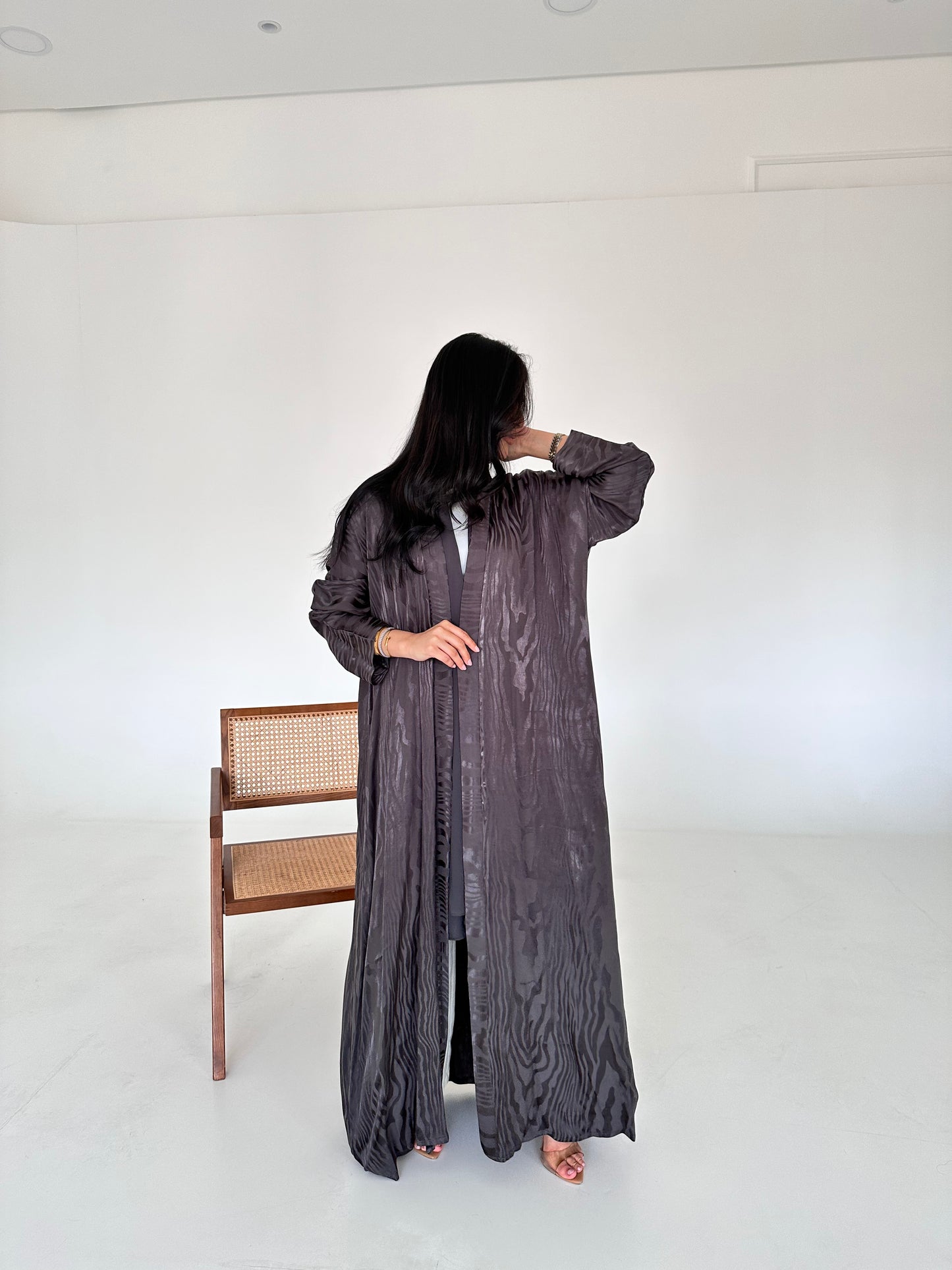 N053 - Grey silk jacquard